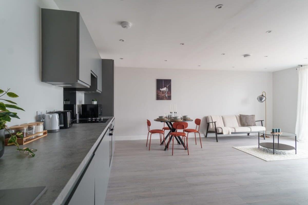 Fantastic 3 Bedroom Manchester Apartment Eksteriør bilde