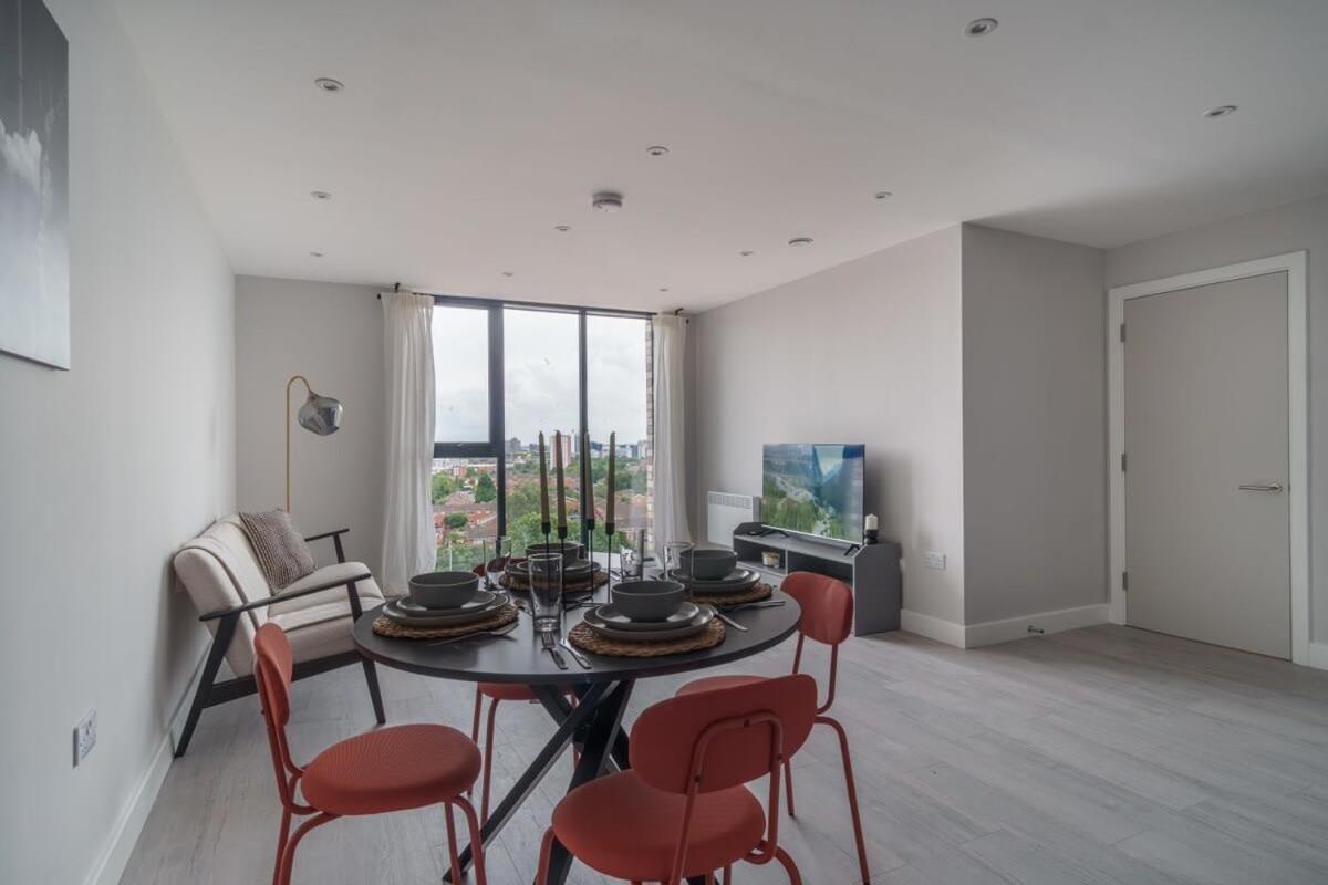 Fantastic 3 Bedroom Manchester Apartment Eksteriør bilde